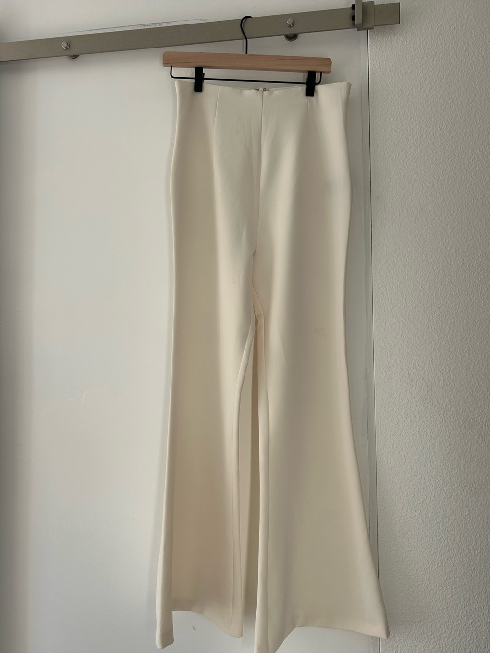 White High-Waist Wide-Leg Pants